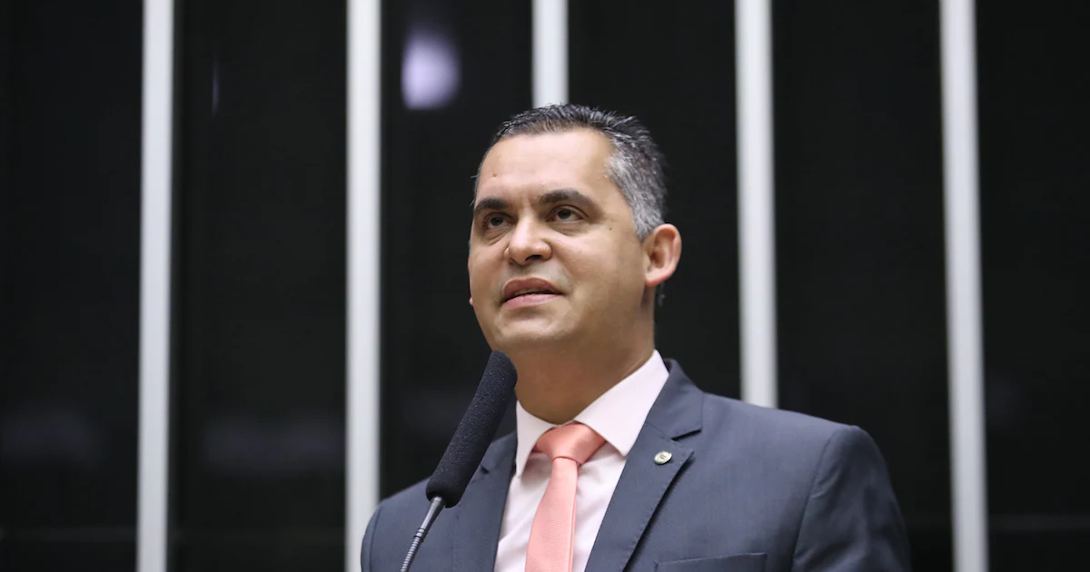 Deputado do Podemos entra na disputa por vaga no TCU, que já tem cinco candidatos