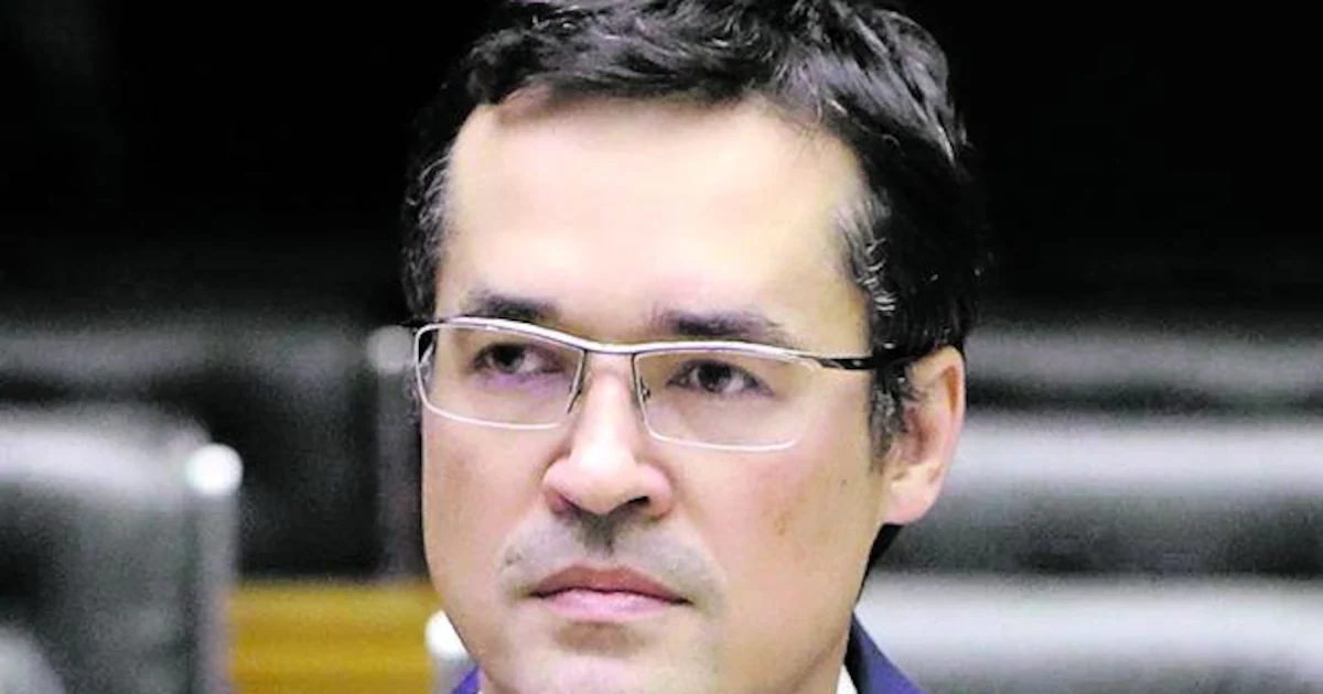 Deltan Dallagnol tenta voltar ao Congresso com pré-candidatura ao Senado pelo PL do Paraná